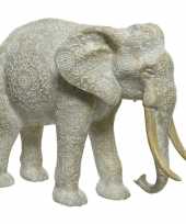Dierenbeeld olifant 26 cm gegraveerd met mandala patroon
